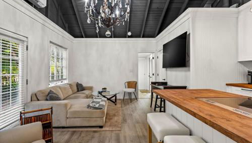 Newly Renovated Home- Sailboat Bend - Walk to Las Olas - 4 Miles to Beach - Foto 2