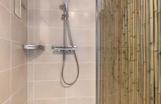 CathyVoyages - Ciel étoilé - Bord de Mer - Parking gratuit - Vidéoprojecteur - Lit rond - La Paillote Strasbourgeoise - Photo 11