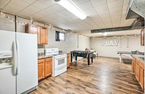 Sioux Center Split-Level Home with Game Room! - Photo 23