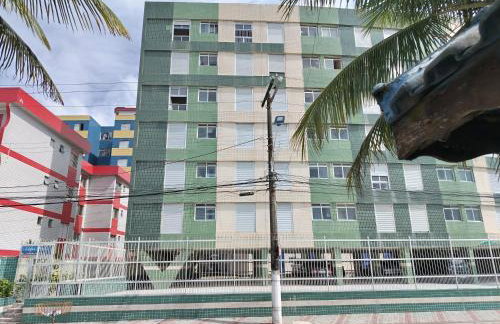 Apartamento pé na Areia com Garagem no Centro - Foto 37