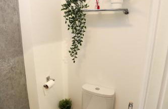 Cheerful 4-bedroom home in Sheffield - Photo 16