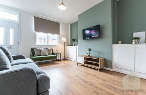 Cosy 3 Bedroom house in Wigan - Photo 1