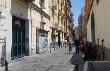 Una terrazza a Chiaia - Foto 2