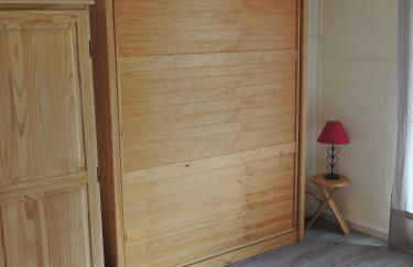 F2 Le Corbier aux pieds des pistes, commerces et esf - Photo 6