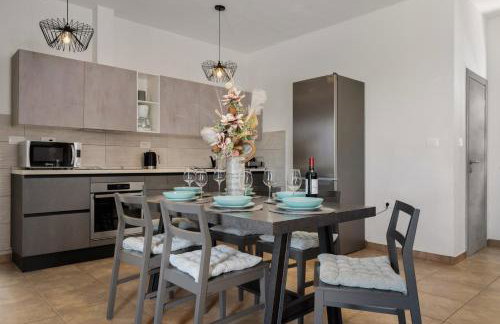 Villa Tomicich for 6 people with private pool & sea view - only 3 km from beach - Foto 17