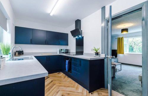 Spacious 3 bedroom close to Leeds city centre with parking - Short Stay Leeds - Foto 30