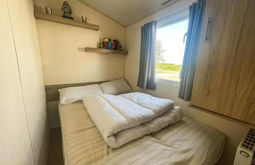 Homely 8 Berth Caravan In Essex, At Steeple Bay Ref 36046E - Foto 15