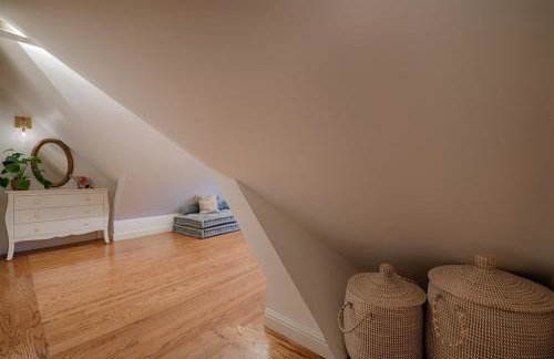 Timeless Elegance-5BR 1930s Home - Photo 18