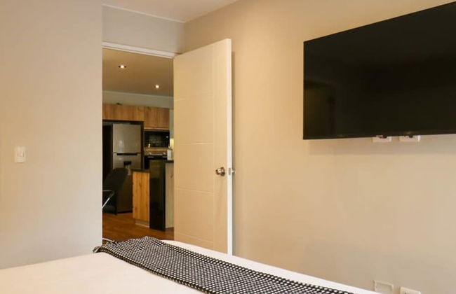 w Splendid 1BR With Balcony in Miraflores - Photo 19