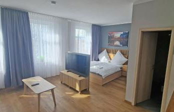 KL Apartments - Photo 9