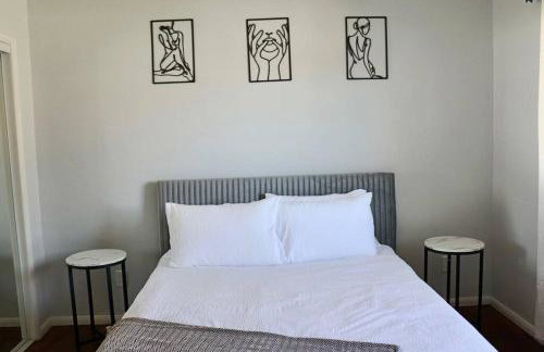 Modern La Cresta - Photo 6