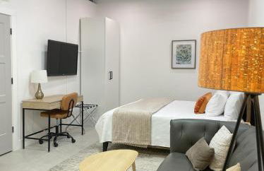 Fyrebird Place - Industrial Loft with Pavilion & Yard - Foto 15