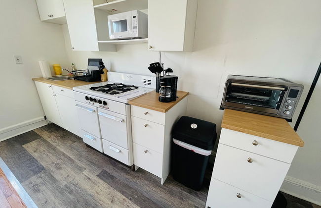 Charming 1BR Apartment Near Train Station - Foto 11