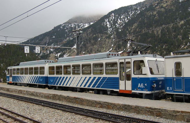 Train à crémaillère de la Vallée de Nuria - Photo 4
