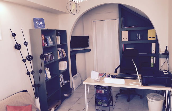 Castello Apartments - Photo 2