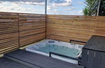 Vila Vicente Jacuzzi, Sauna and Parking - Photo 44