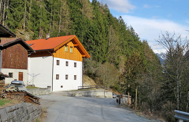 Jagdhaus Strengen - Foto 1