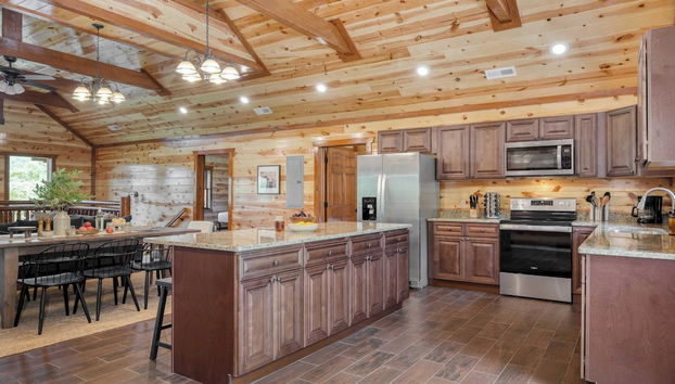 Ridge View by Avantstay15mins From Pigeon Forge w/ Pavilion, Indoor Pool & Hot Tub! - Foto 4, Cocina privada