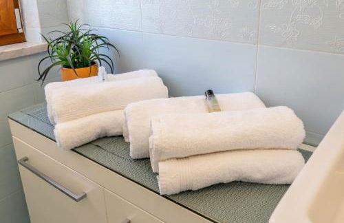 NEW Luxury 2BDR Terrace, Views, AC - Foto 20