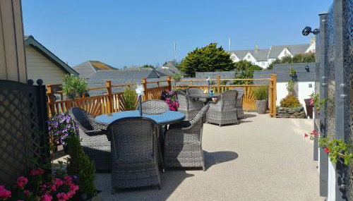 Meadow View Apartments are 2 and 3 bedroomed with private parking - Foto 2