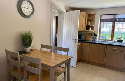 2-Bed House - Sleeps 6 - Garden Parking Wifi - Foto 11