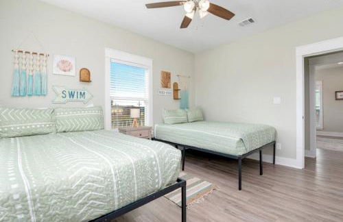 Two Adjacent Cabins, Sleeps 18 - Foto 11