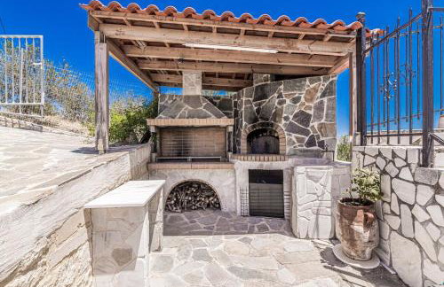 Elysian Stone Villa with Pool & Mountain View - Photo 29