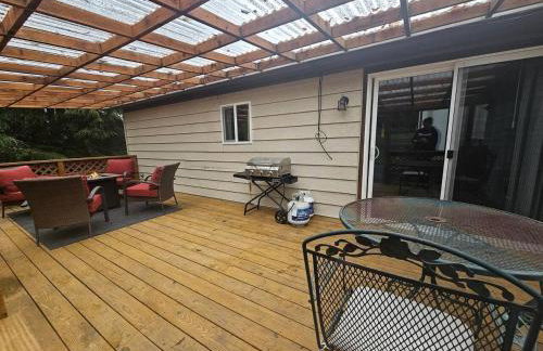 Secluded Forest Cabin Retreat Near Olympic Peninsula Coast | Near Sekiu, Washington - Foto 1