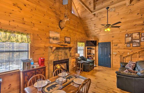 Creekside Cabin in the Blue Ridge Mountains! - Foto 6