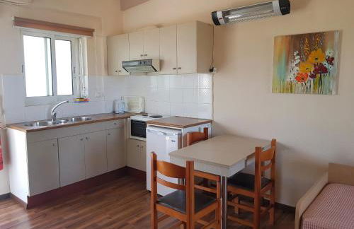 Hotel Kalamitsi Apartments - Photo 31