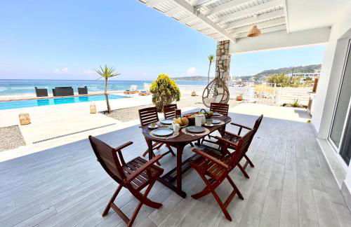 Vaso Beach Front Villa - Foto 10
