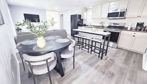 5 Min to Elon - In Unit Washer and Dryer - Fast Wi-Fi - Foto 1