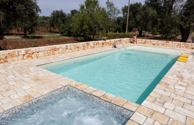 Trullo Nonna Netta con Piscina Idromassaggio e Area Giochi - Foto 45