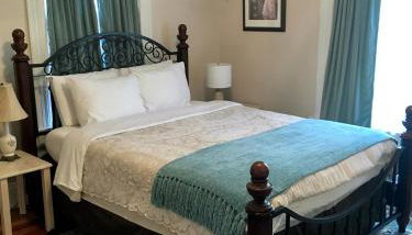 Historic Upstairs Apartment - Foto 2