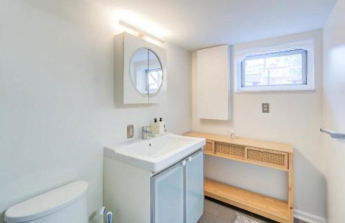 Family Home Brand New Kitchen 10 Min Walk to Metro - Foto 36