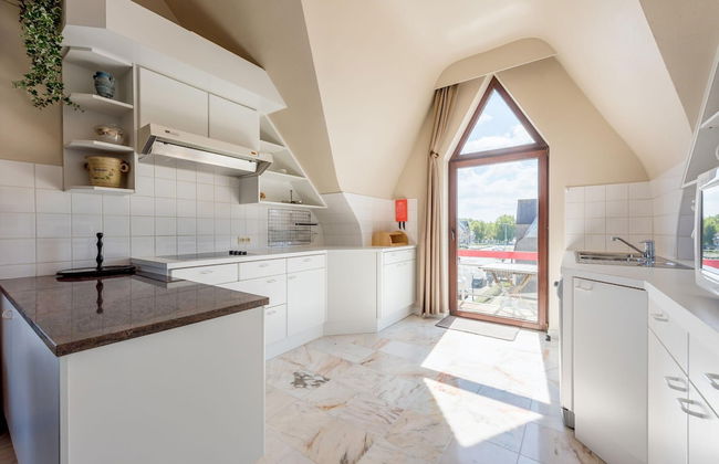 Apartment in Koksijde Near the Beach - Photo 10