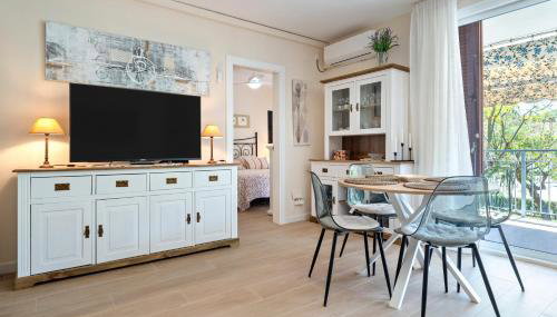 beach and pool - Photo 4