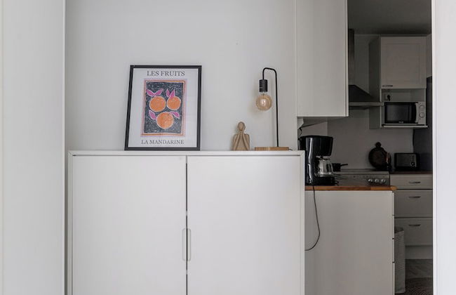 Spacious Downtown Apt with Balcony that Hosts 10 - Foto 19