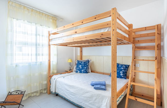 2 bedroom Apartment in Castelló d'Empúries - Photo 12