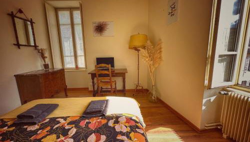 Gîte Les Roches : maison de caractère pour 15 personnes - Foto 4