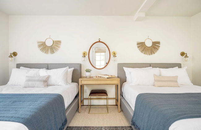 The Riesling Retreat by Avantstay Estate w/ Pool, Hottub, Putting Green & Pickle Ball Court! - Photo 37