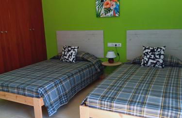 Chalet amplio con Jardín y zona barbacoa. - Foto 14