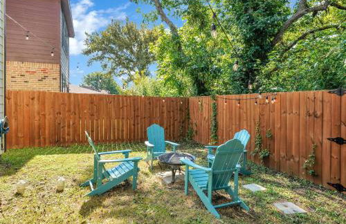 Waxahachie Walkup Backyard Oasis 1 Mi to DWTN Professionally Managed By Stay Albatross - Foto 13