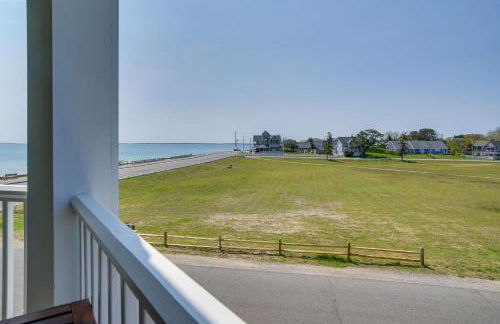 Breezy Oak Bluffs Condo - Steps to Inkwell Beach! - Foto 23