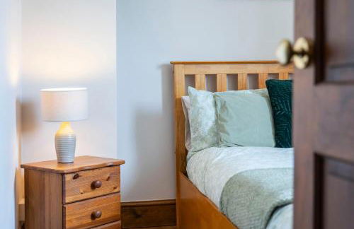 Charming 2 Bed Property - Photo 21