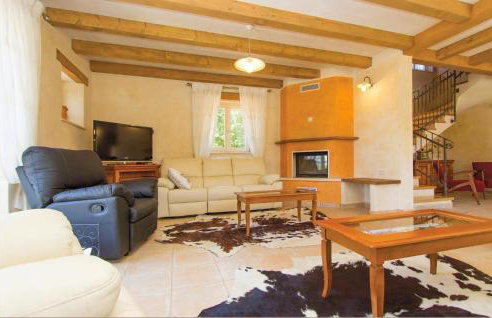 Awesome Home In Labin With Sauna - Photo 22