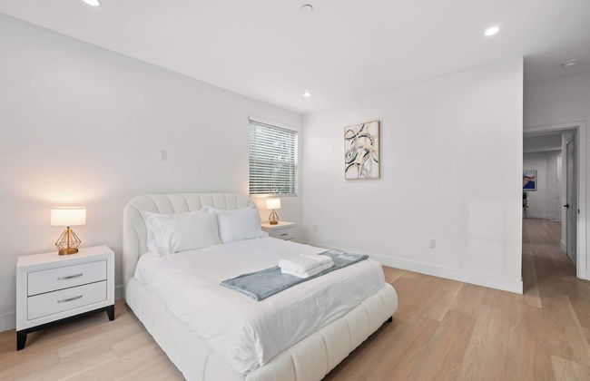 Not Affected by the Fire/modern 5BR Home With Parking, Near LA Attractions #4 - Foto 5