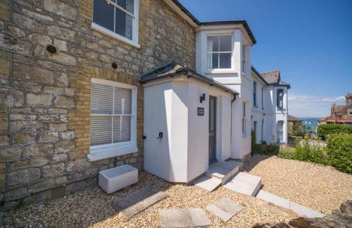 Jumble Cottage - Photo 1