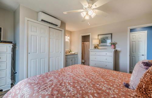 New Listing - Marsh Views Short Walk to Beach and Pools - Double Decks - Foto 17