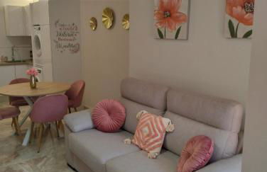 APARTAMENTO LUNA - 2 apartamentos céntricos juntos cerca de la playa, ideales para grupos grandes - Foto 2